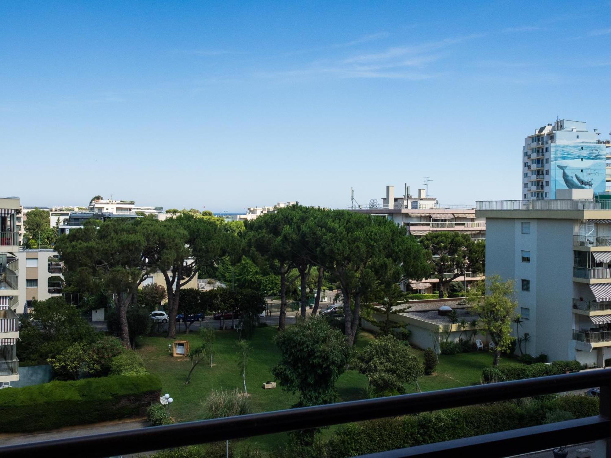 Heliotel Marine Studio Avec Balcon Au 4Eme Etage A 200M De La Mer Saint-Laurent-du-Var Ngoại thất bức ảnh